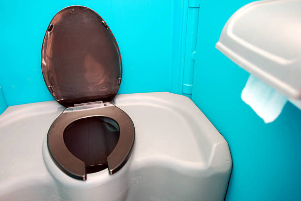 Best Portable toilet rental cost  in Three Oaks, MI